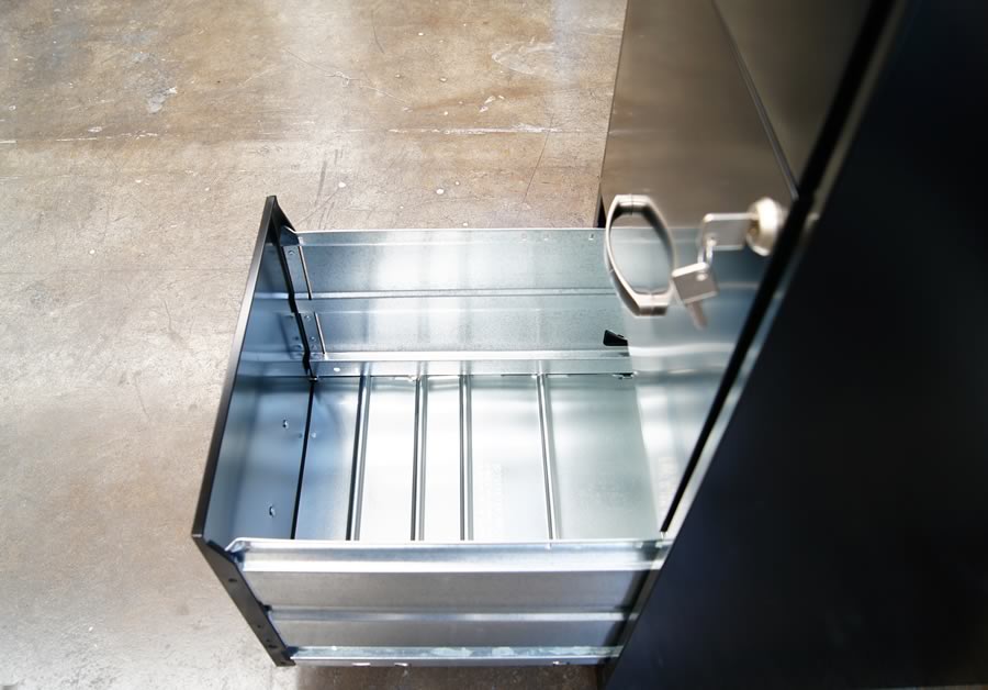 Archivero para documentos tamaño carta de 3 gavetas metálico