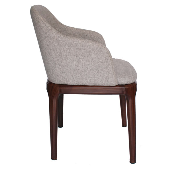 Silla Blair para sala de estar tapizada en tela
