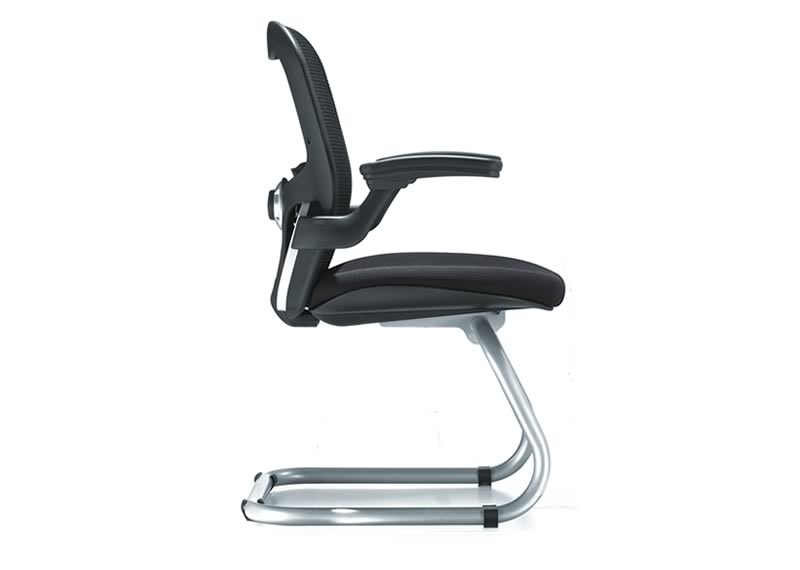 Silla fija bond con soporte lumbar tapizado en malla base trineo