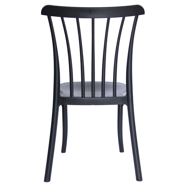 Silla para eventos o terrazas nordik de polipropileno